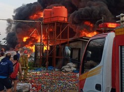 Kebakaran Lapak Rongsokan di Cibinong Bogor Telah Padam, Tak Ada Korban