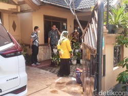 Keluarga Tunggu Jenazah Iwan, PNS Saksi Korupsi yang Tewas Dibunuh di Semarang