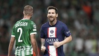 Messi sendiri baru saja mengukir rekor di Liga Champions. Golnya ke gawang Maccabi Haifa membuatnya sudah menjebol gawang 39 klub berbeda di kompetisi elite Eropa tersebut. (Foto: AP/Ariel Schalit)