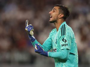 Perin Tak Merasa Jadi Kiper Kedua Juventus