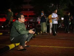 Gedung Kantor Menteri Desa PDTT Kebakaran! Gedung Kantor Menteri Desa PDTT Kebakaran!