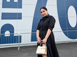 Penampilan Nagita Slavina Hadiri Acara Golkar, Bawa Tas Hermes Rp 1,6 Miliar