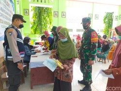 Aparat Kawal Penyaluran BLT BBM di Bojonegoro