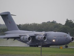 Pesawat yang Bawa Peti Mati Ratu Elizabeth Catatkan Rekor Sepanjang Masa