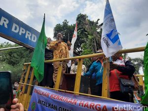DPRD Depok Dukung Massa Buruh, Harap Harga BBM Diturunkan