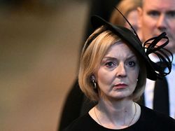 PM Inggris Bertemu Biden Sebelum Ratu Elizabeth Dimakamkan, Bahas Apa? PM Inggris Bertemu Biden Sebelum Ratu Elizabeth Dimakamkan, Bahas Apa?