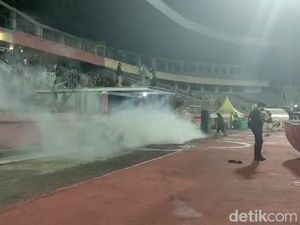 Suporter Persebaya Minta Maaf soal Kericuhan di Gelora Delta Sidoarjo Suporter Persebaya Minta Maaf soal Kericuhan di Gelora Delta Sidoarjo