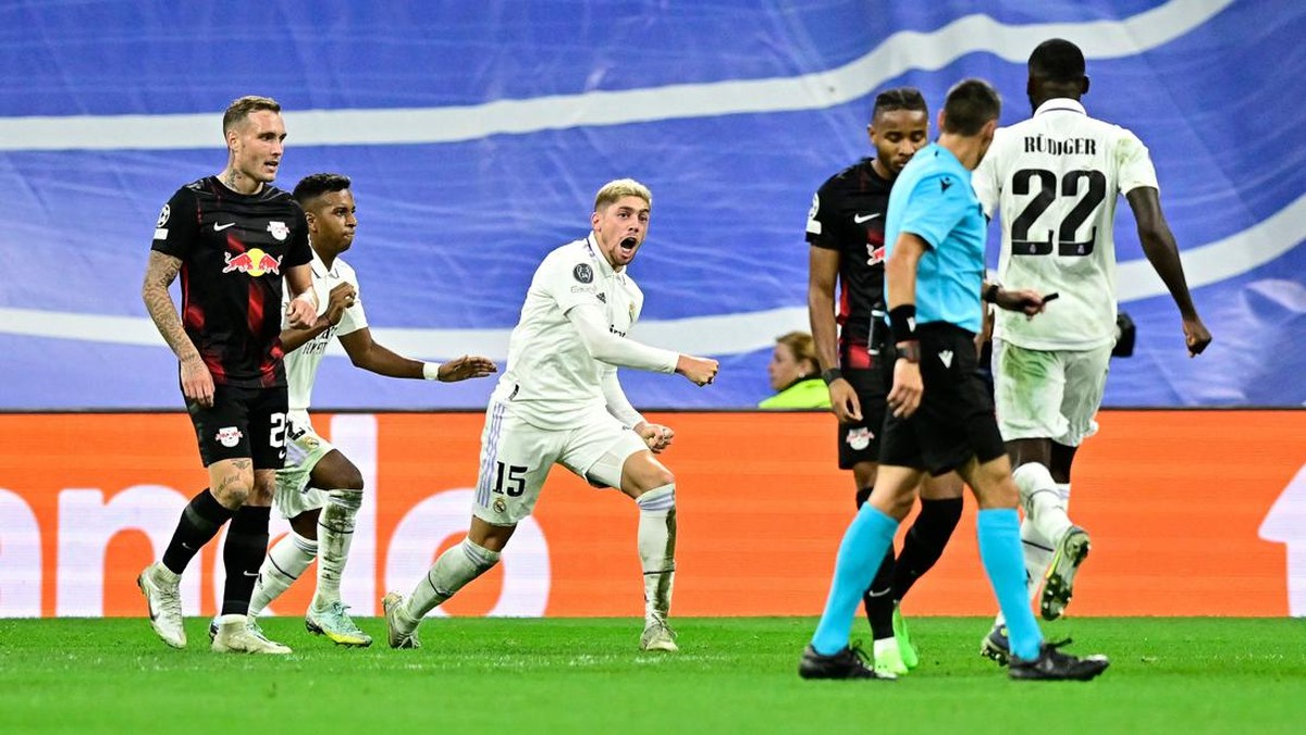 Real Madrid menang 2-0 atas RB Leipzig. (Foto: AFP via Getty Images/JAVIER SORIANO)