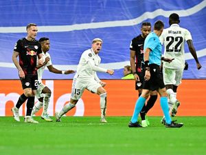 Real Madrid vs Leipzig: Valverde & Asensio Menangkan Los Blancos