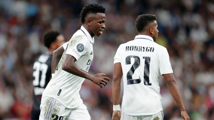 MADRID, SPAIN - SEPTEMBER 14: Vinicius Junior of Real Madrid during the UEFA Champions League match between Real Madrid v RB Leipzig at the Estadio Santiago Bernabeu on September 14, 2022 in Madrid Spain (Photo by David S. Bustamante/Soccrates/Getty Images)