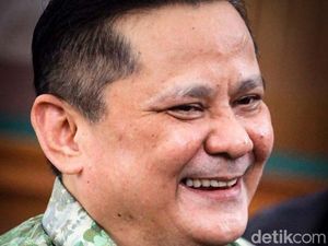Lumuri Tinja Muka M Kace, Banding Irjen Napoleon Bonaparte Kandas Lumuri Tinja Muka M Kace, Banding Irjen Napoleon Bonaparte Kandas