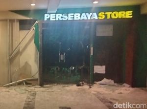 Saat Suporter Persebaya Kecewa hingga Desak Manajemen Berbenah Saat Suporter Persebaya Kecewa hingga Desak Manajemen Berbenah