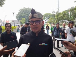 Operasional Wisata Cahaya Buatan Glow di Kebun Raya Bogor Disetop
