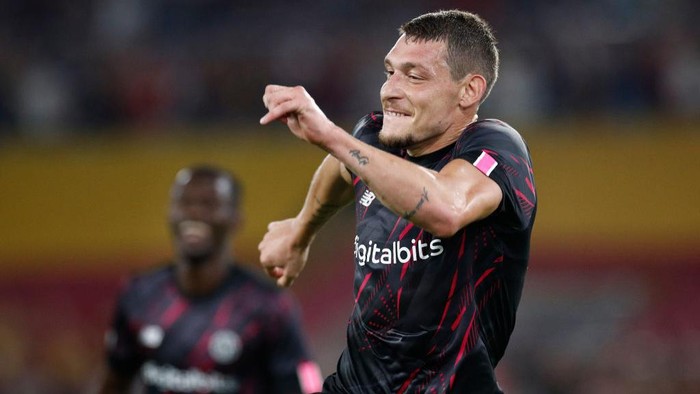 ROME, ITALY - SEPTEMBER 15: Andrea Belotti of AS Roma celebrates after scoring his teams third goal during the UEFA Europa League group C match between AS Roma and HJK Helsinki at Stadio Olimpico on September 15, 2022 in Rome, Italy. (Photo by Matteo Ciambelli/DeFodi Images via Getty Images)