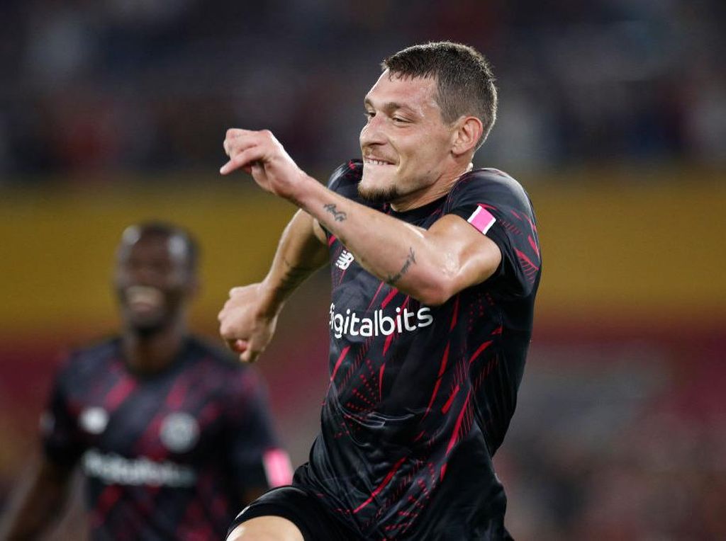 Mourinho ke Belotti: Nggak Perlu Kebanyakan Trik, yang Penting Gol Mourinho ke Belotti: Nggak Perlu Kebanyakan Trik, yang Penting Gol