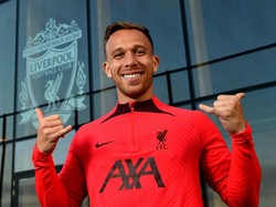 Apesnya Arthur: Baru Dipinjam Sudah Mau Didepak Liverpool