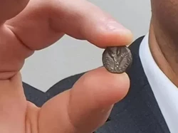 Koin 2.000 Tahun Senilai Rp 14,8 M Kembali ke Israel Setelah 20 Tahun