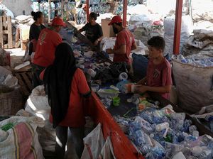 Sampah Plastik Dijadikan Uang Demi Lewati Krisis Lebanon, Ini Fotonya