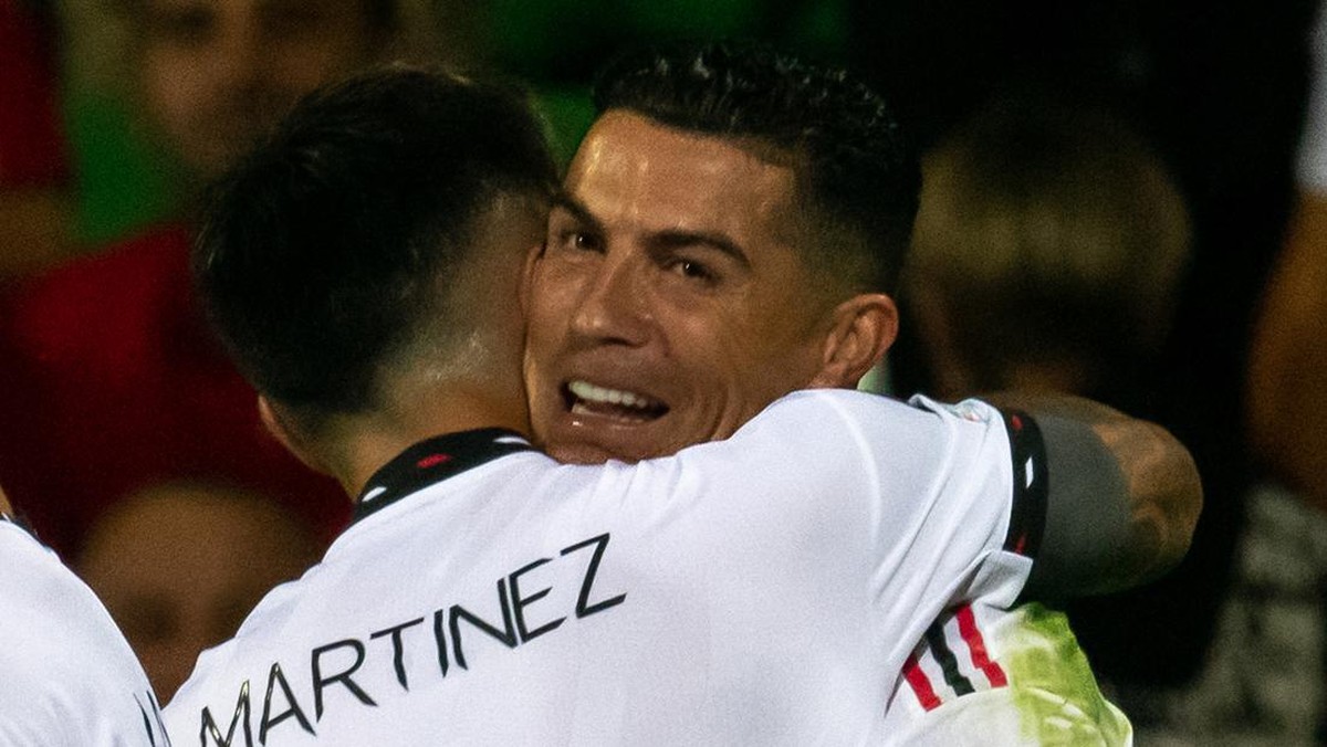 Cristiano Ronaldo sudah menjebol gawang 124 tim. (Foto: Manchester United via Getty Imag/Ash Donelon)