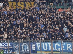Suporter Dinamo Zagreb Bikin Ulah, Beri Salam Nazi saat di Milan