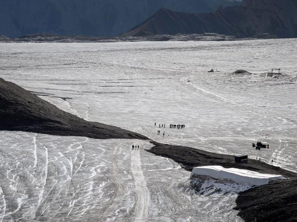 Tingkat Pencairan Gletser di Swiss Terburuk di Tahun 2022
