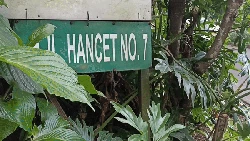 Jalan Hancet di Jalur Wisata Cianjur yang Rawan Salah Paham