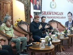 Menko Airlangga Minta Daerah Tekan Inflasi Makanan Kurang dari 5%