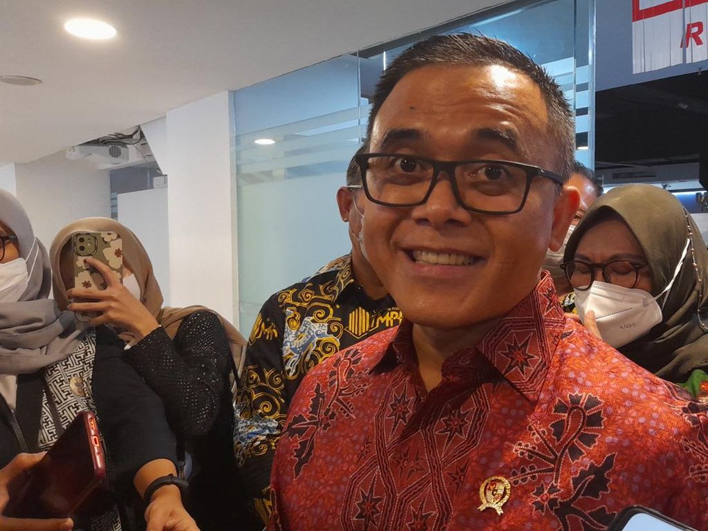 MenPAN-RB Siapkan 3 Skenario Terkait Rencana Penghapusan Tenaga Honorer MenPAN-RB Siapkan 3 Skenario Terkait Rencana Penghapusan Tenaga Honorer