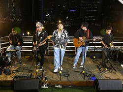 Pee Wee Gaskins Lanjutkan Kebiasaan Bikin Lirik Bahasa Inggris