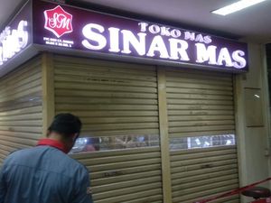 Penampakan Toko Emas di ITC BSD Serpong yang Dirampok, Etalase Pecah