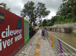 Wajah Baru Bantaran Sungai Cileueur Ciamis