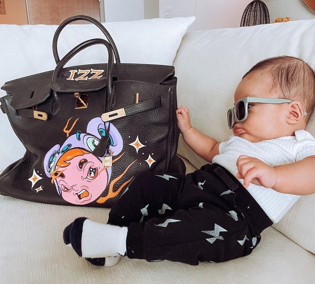 portrait of the luxury of nikita willy's child
