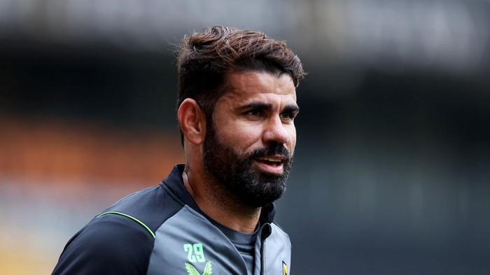 WOLVERHAMPTON, ENGLAND - SEPTEMBER 14: Diego Costa of Wolverhampton Wanderers looks on during a Wolverhampton Wanderers Training Session at Molineux on September 14, 2022 in Wolverhampton, England. (Photo by Jack Thomas - WWFC/Wolves via Getty Images)