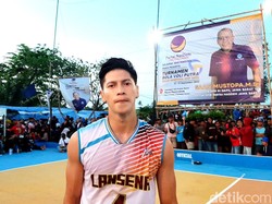 Atlet Timnas Voli Ramaikan Saan Mustopa Cup di Karawang