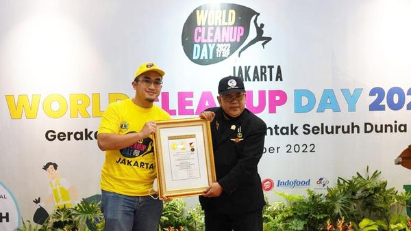 Edukasi Masalah Sampah, Chandra Asri Dukung World Cleanup Day 2022