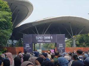 Lautan ELF Padati ICE BSD Jelang Konser Super Junior Lautan ELF Padati ICE BSD Jelang Konser Super Junior