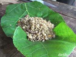 Sedapnya Nasi Goreng Kambing Daun Jati yang Smokey di Lumajang