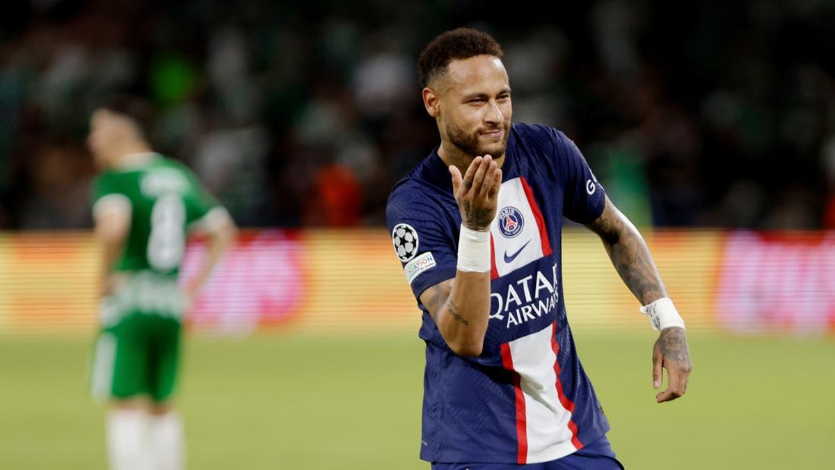 PSG tak pernah berniat melego Neymar di bursa musim panas lalu. (Foto: Getty Images/Soccrates Images)