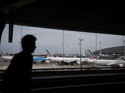 Penerbangan di Prancis Hampir Lumpuh