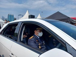 Wagub DKI Jajal Mobil Listrik: Ayo Naik Angkutan Umum dan Beralih dari BBM