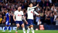 2. Tottenham, 19 poin. Di klasemen Liga Inggris saat ini punya 17 poin. Foto: Getty Images/Clive Rose