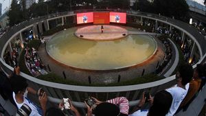 Momen Anies Resmikan Taman Literasi Martha Christina Tiahahu