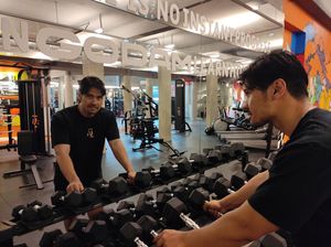 Intip Rahasia di Balik Tubuh Sehat dan Bugar Chicco Jerikho