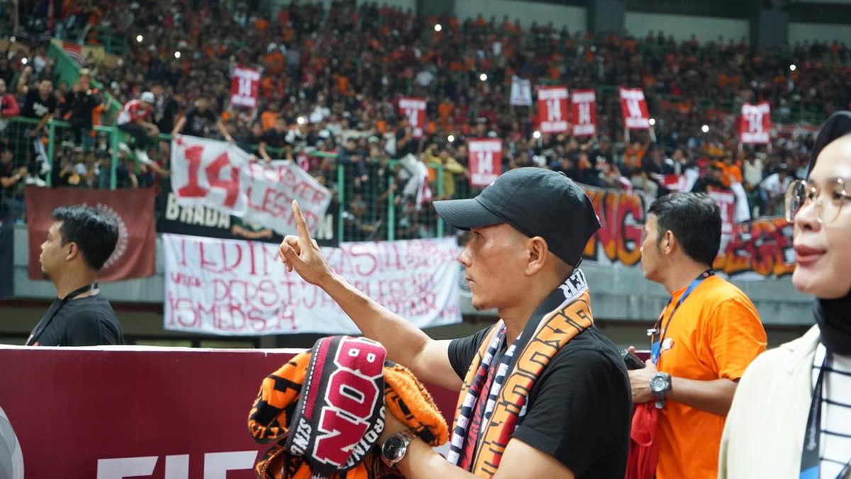 Persija Jakarta melepas Ismed Sofyan. (Foto: Persija Jakarta)