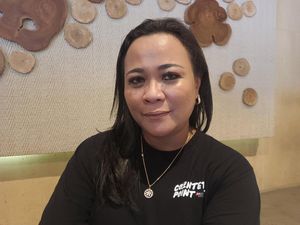 Viral Vokalis Baru Geisha, Caca Anska Sebut Regina Layak Gantikan Momo Viral Vokalis Baru Geisha, Caca Anska Sebut Regina Layak Gantikan Momo