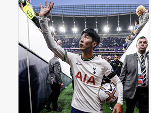 Sensasional Hat-trick Heung-min Son Bikin Netizen Berdecak Kagum