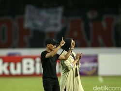 Pemain asal Aceh sudah di Persija Jakarta dalam tiga dekade sejak gabung pada 2002. Ia menjadi pengisi pos bek kanan yang tak tergantikan di masa aktifnya.