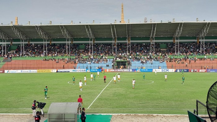 Laga PSMS Medan Vs Sriwijaya FC di Stadion Teladan (Nizar Aldi/detikSumut)