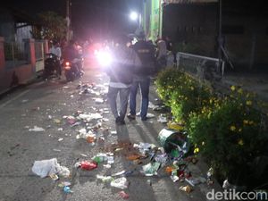 Pulang Nonton Sepakbola, Suporter Rusak Rumah-Sekolah di Kudus