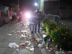 Pulang Nonton Sepakbola, Suporter Rusak Rumah-Sekolah di Kudus